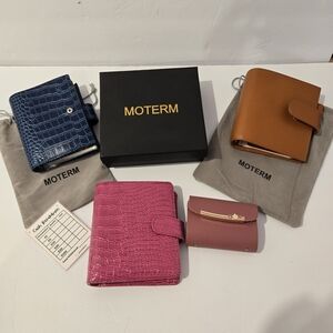 Moterm Pocket Organizer Set Leather- Included Cash Saving Envelopes. See Descrip